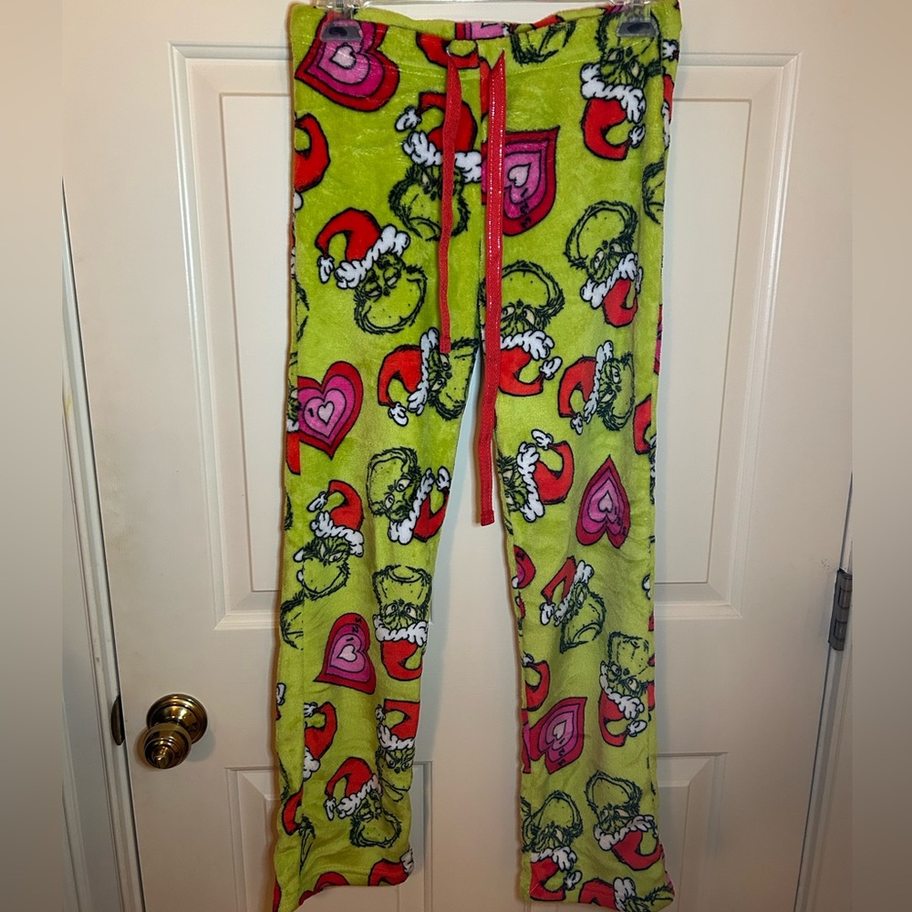 Green Grinch Pajama Pants with Red Hearts